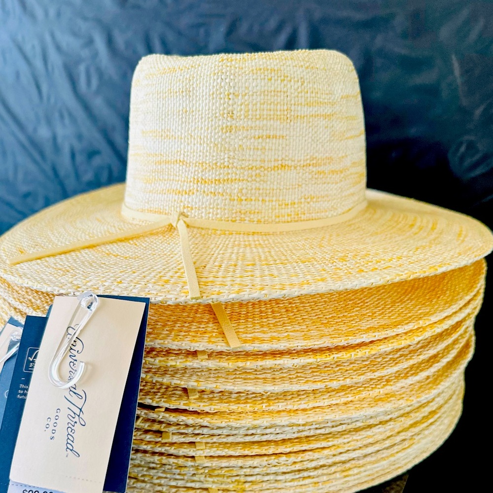 Universal Thread Adjustable Hats for Women
